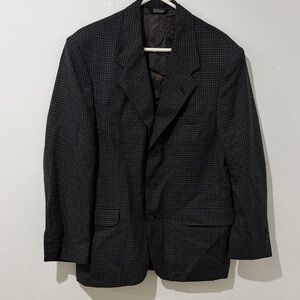 Croft and Barrow Men’s Grey Checkered Blazer
